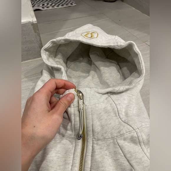 Lulumeon scuba hoodie heathered light cotton fleece gold with rose gold zip - Picture 5 of 13